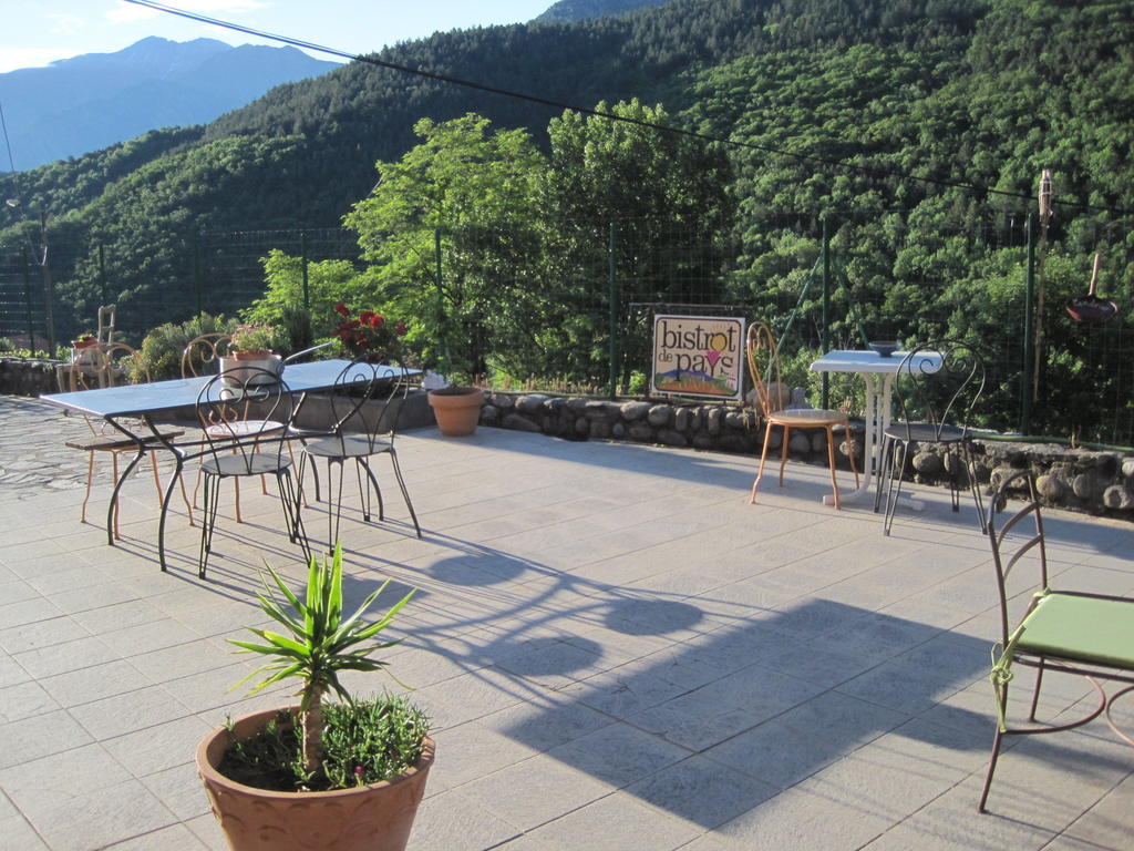 La Trobada Hotel Escaro Eksteriør billede