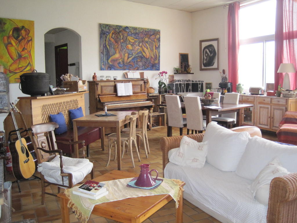La Trobada Hotel Escaro Eksteriør billede